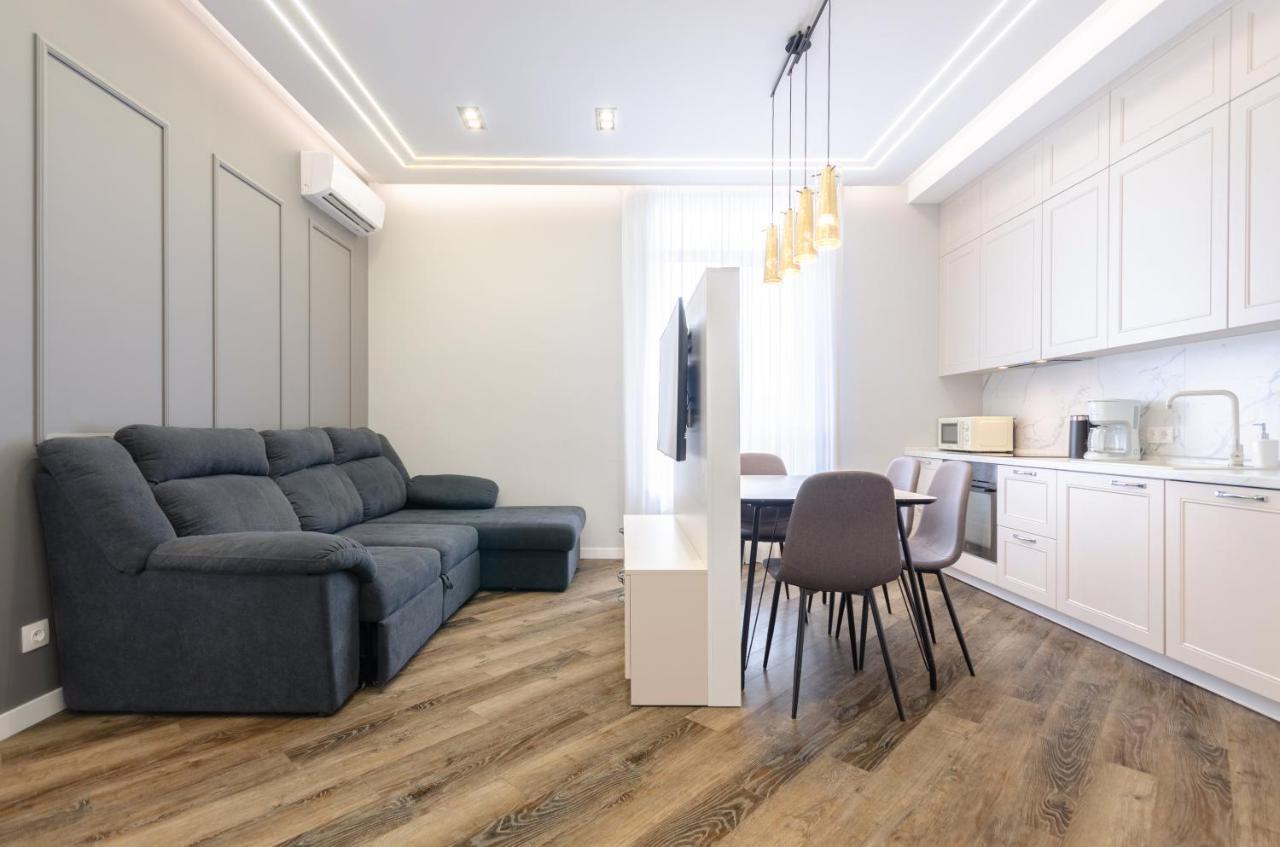 Petrovdom Ж38 In Luxury Apartments At 68 Zhylyanska Street,38 Perlyna Kiew Exterior foto